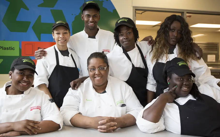 Chef Tasheena with her students